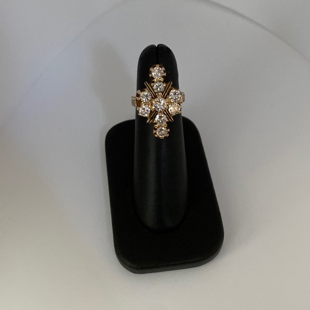 Art Deco 9 diamonds! Cocktail ring